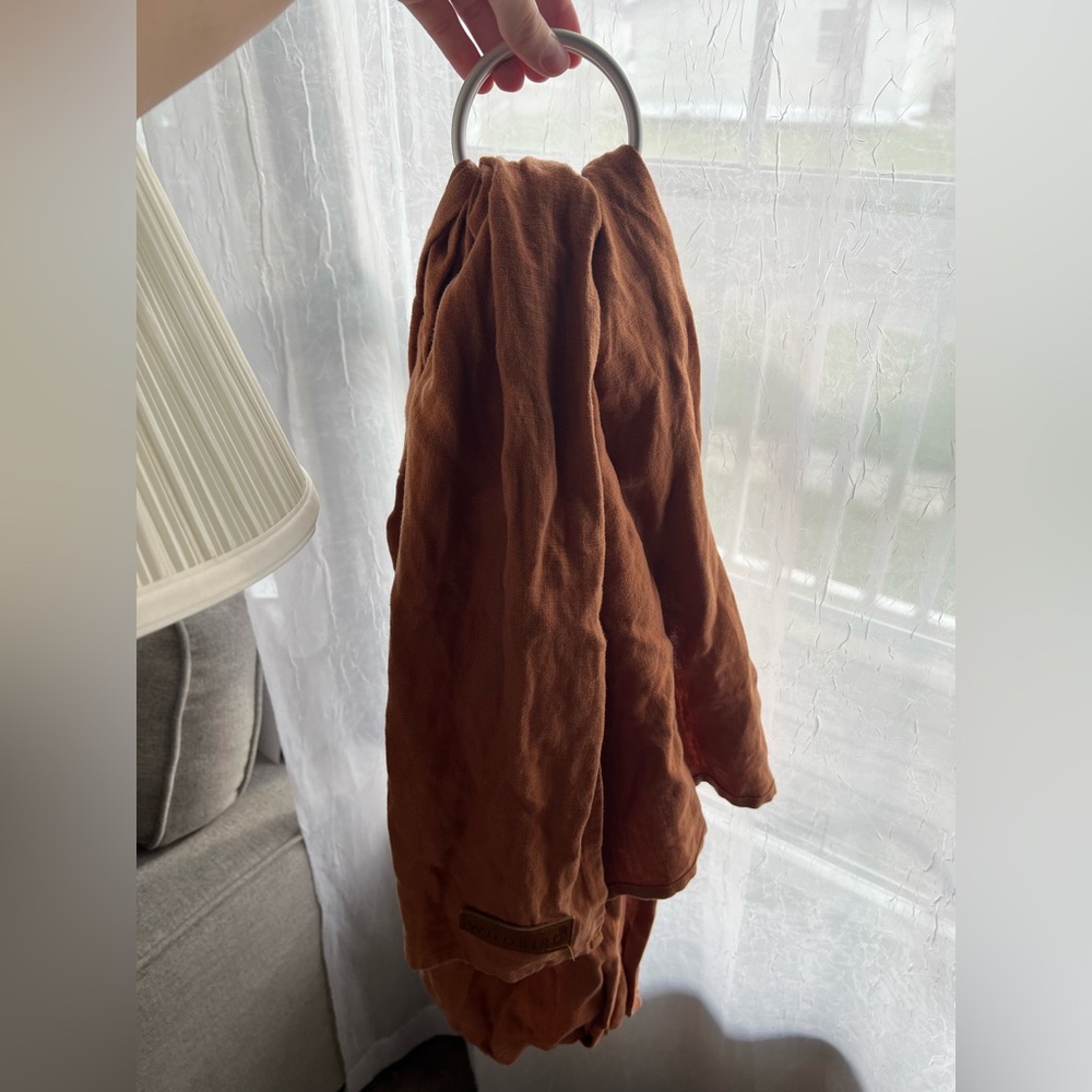 WildBird Terracotta Sling Wrap